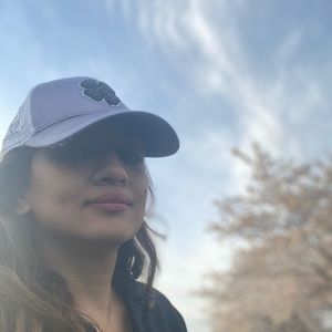 Meet your Posher, Zunara